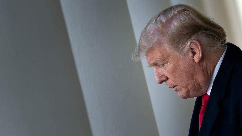 CNN: Trump proglašava vanredno stanje